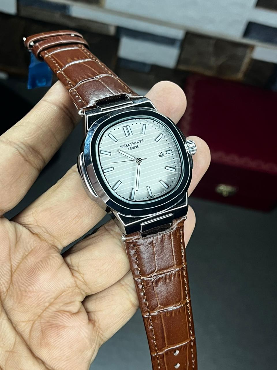 Nautilus Leather Strap Master Lock - Brown-White