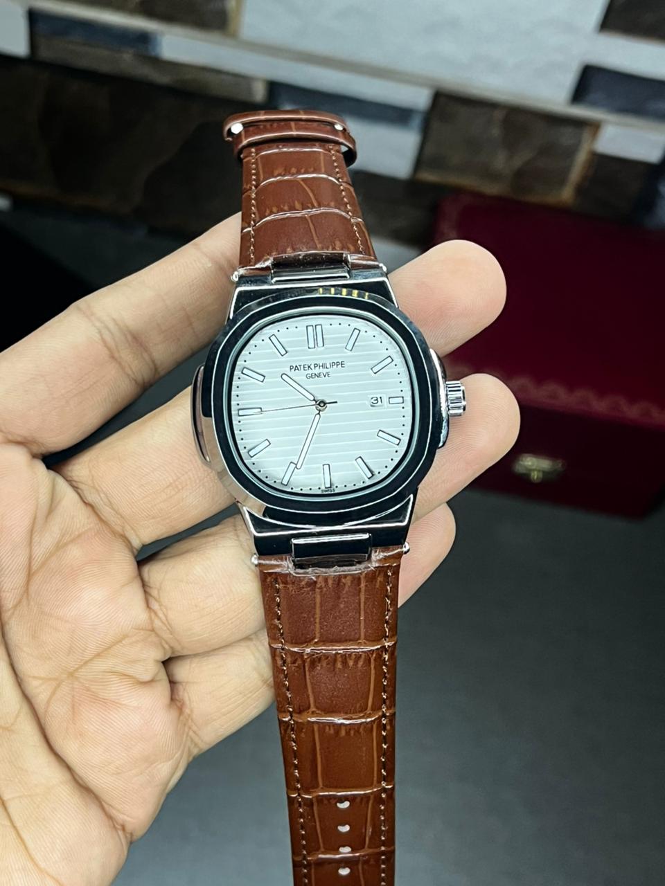 Nautilus Leather Strap Master Lock - Brown-White