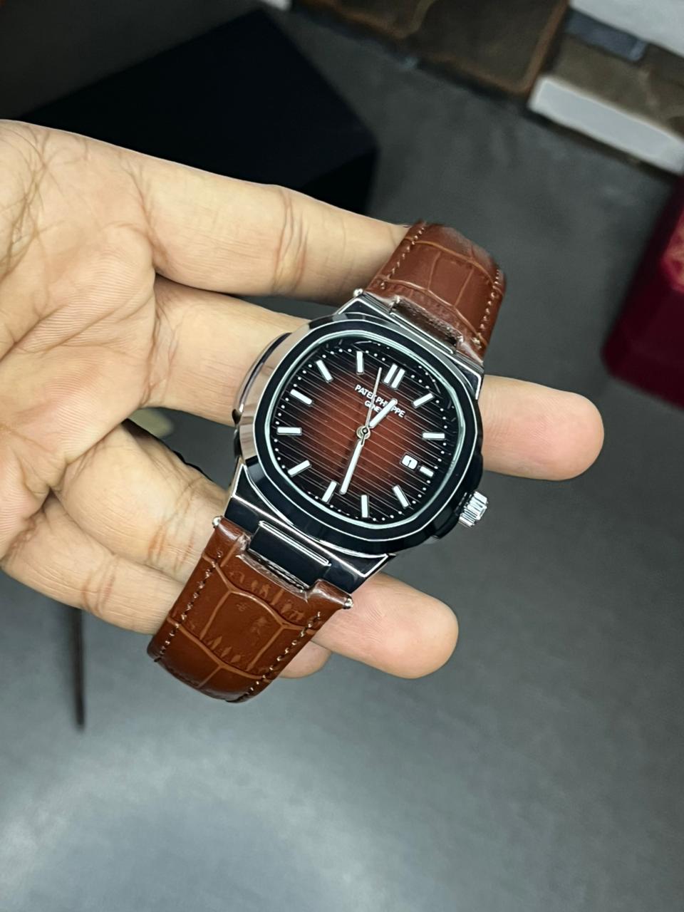 Nautilus Leather Strap Master Lock - Full Brown